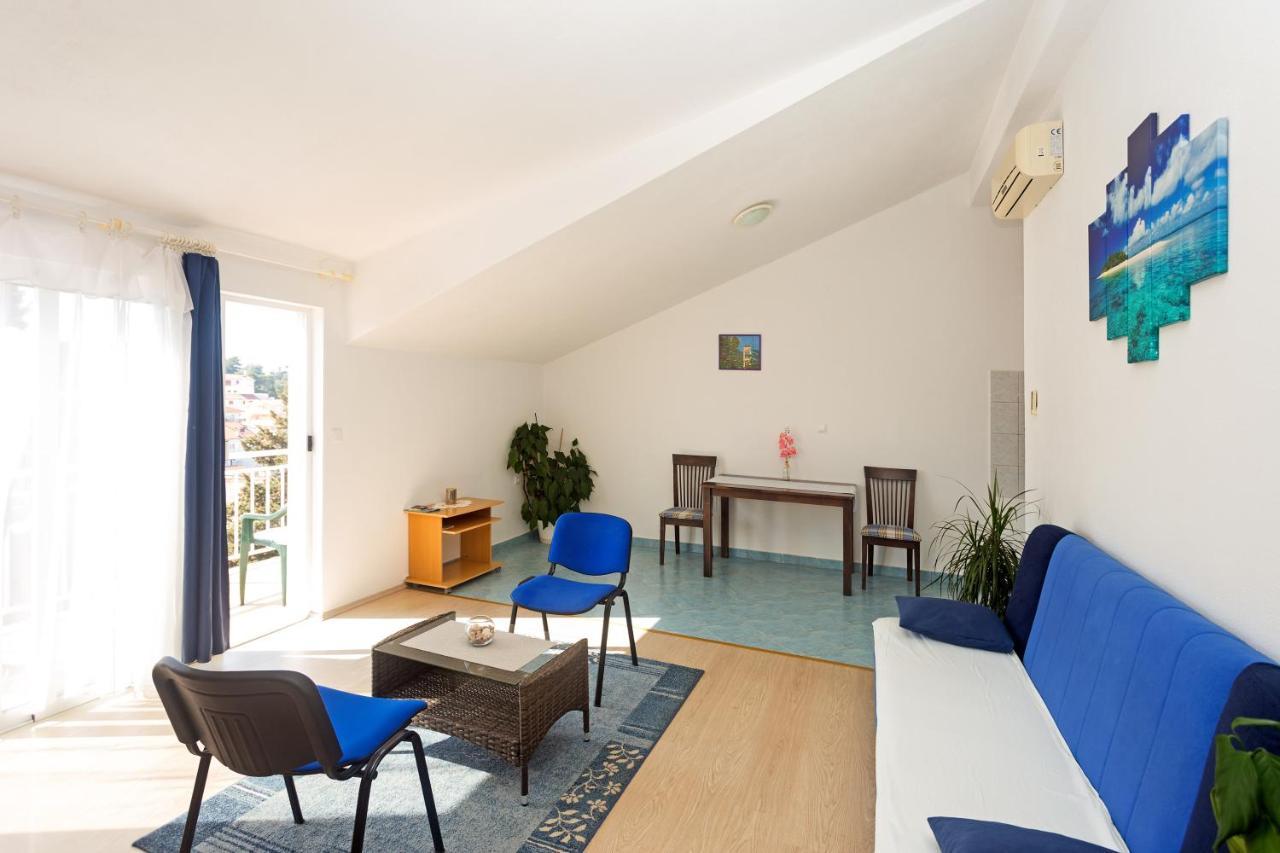 Apartments Dora Хвар Экстерьер фото